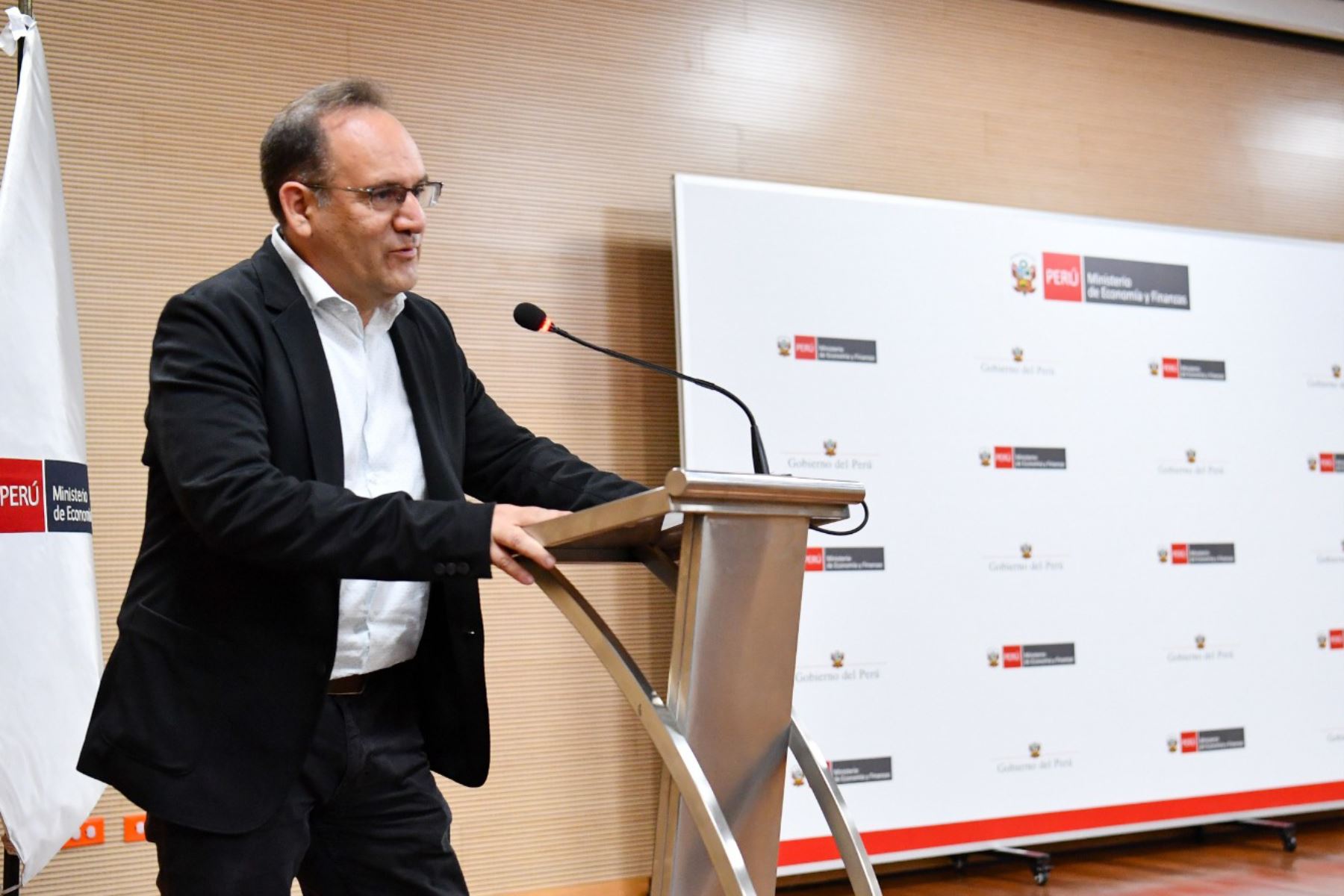MEF PREPARA UN PRIMER CONJUNTO DE MEDIDAS DE DESREGULACIÓN PARA JULIO DE ESTE AÑO